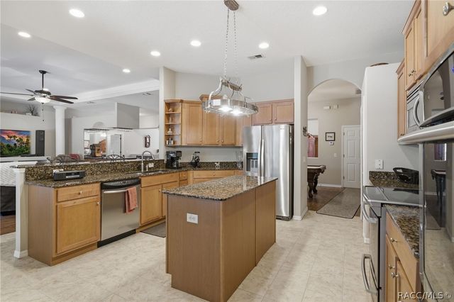 5849 N Durango Terrace, Beverly Hills, FL 34465