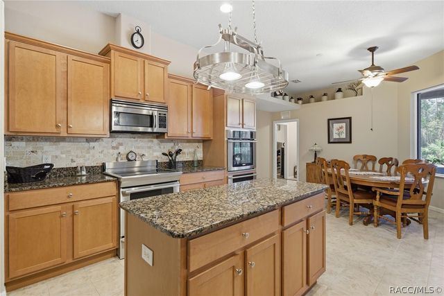 5849 N Durango Terrace, Beverly Hills, FL 34465