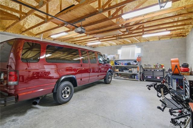 5849 N Durango Terrace, Beverly Hills, FL 34465