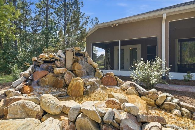 5849 N Durango Terrace, Beverly Hills, FL 34465