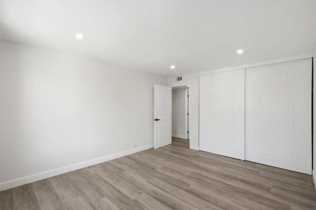 1458 Hudson Street 302, Redwood City, CA 94061