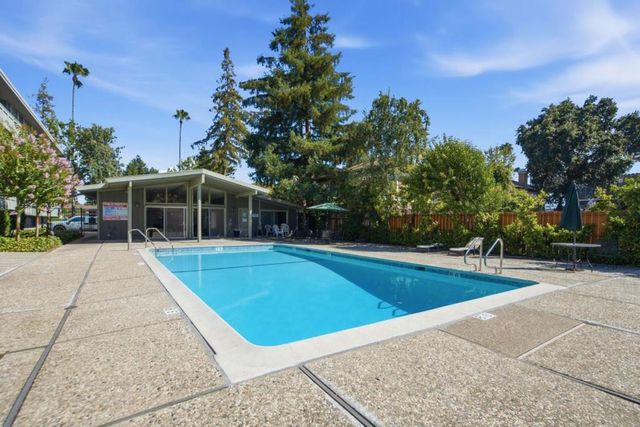 1458 Hudson Street 302, Redwood City, CA 94061