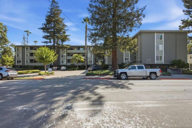 1458 Hudson Street 302, Redwood City, CA 94061
