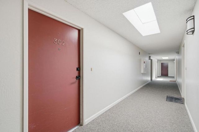 1458 Hudson Street 302, Redwood City, CA 94061
