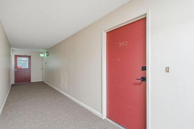 1458 Hudson Street 302, Redwood City, CA 94061