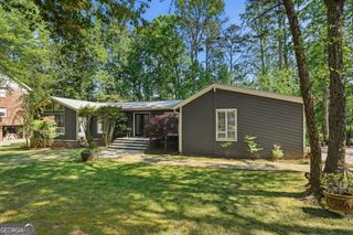 1180 Saint Andrews Circle, Dunwoody, GA 30338