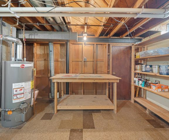 29726 Red Cedar Drive, Flat Rock, MI 48134