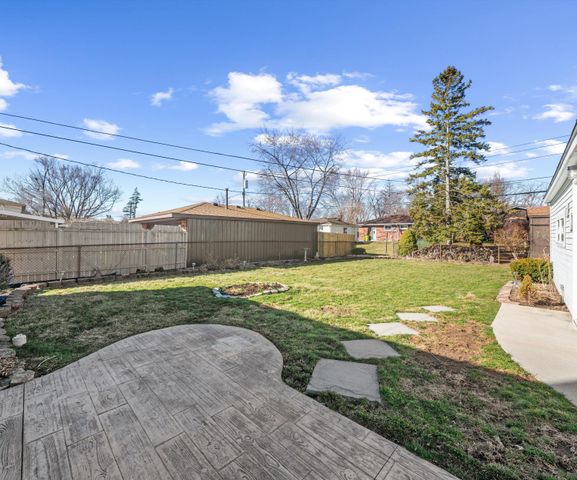 29726 Red Cedar Drive, Flat Rock, MI 48134