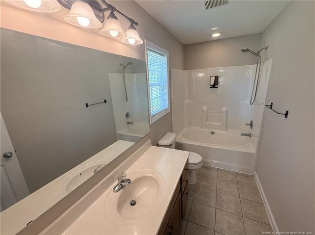 81 Essex Court W, Sanford, NC 27332