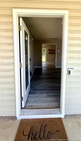 81 Essex Court W, Sanford, NC 27332