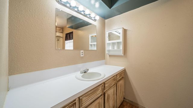 4027 Spring Branch Road, Montgomery, TX 77316