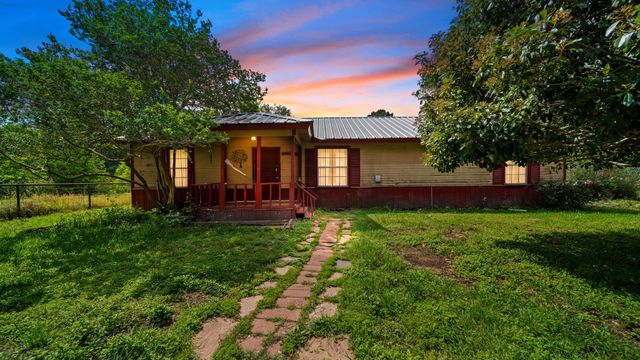 4027 Spring Branch Road, Montgomery, TX 77316