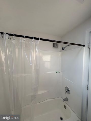 140 MAPLE HILL RD, Wilmington, DE 19804