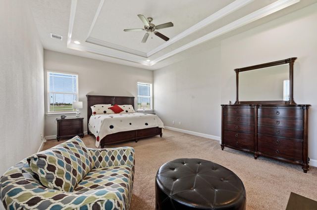 9823 Oaklawn Drive, Mont Belvieu, TX 77523