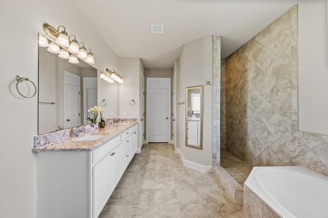 9823 Oaklawn Drive, Mont Belvieu, TX 77523