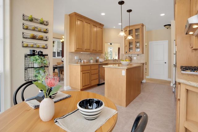 106 Santina Court, Santa Cruz, CA 95062