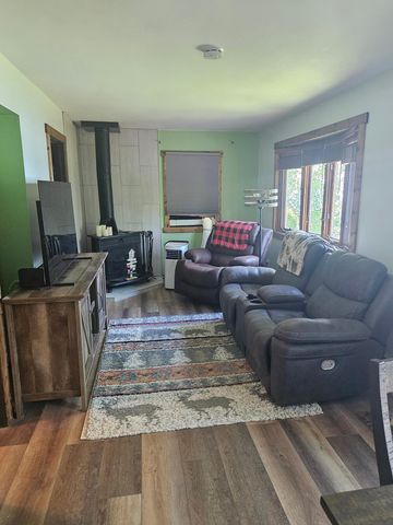 576 Pine Mountain Lake Road NW, Deerfield Twp, MN 56435