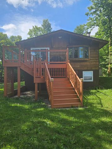 576 Pine Mountain Lake Road NW, Deerfield Twp, MN 56435