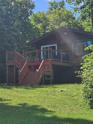 576 Pine Mountain Lake Road NW, Deerfield Twp, MN 56435