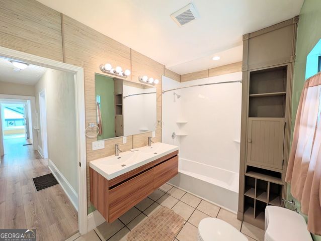 1541 North Avenue NW, Atlanta, GA 30318