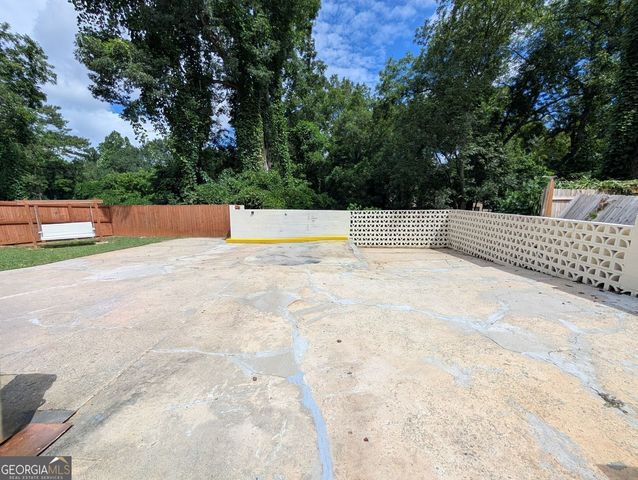 1541 North Avenue NW, Atlanta, GA 30318