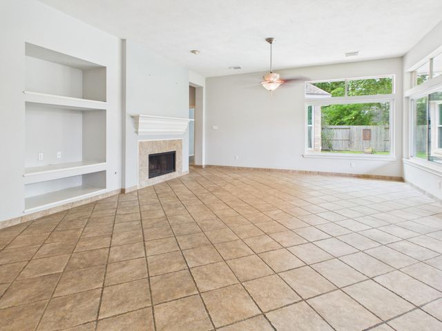 2906 Sycamore Tree Court, Houston, TX 77345