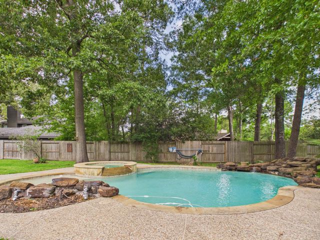 2906 Sycamore Tree Court, Houston, TX 77345
