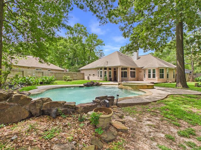 2906 Sycamore Tree Court, Houston, TX 77345