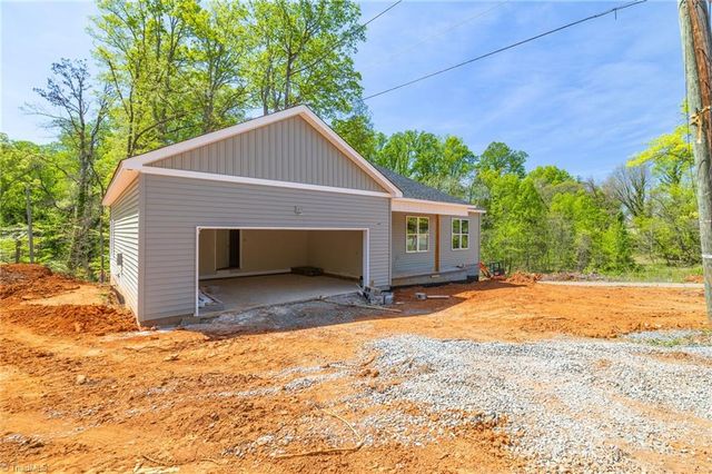 326 College Street, Rural Hall, NC 27045