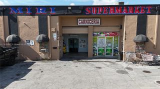 1574 W 39 Place, Hialeah, FL 33012