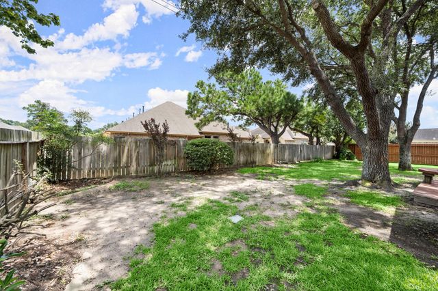 16303 Lakestone Drive, Tomball, TX 77377