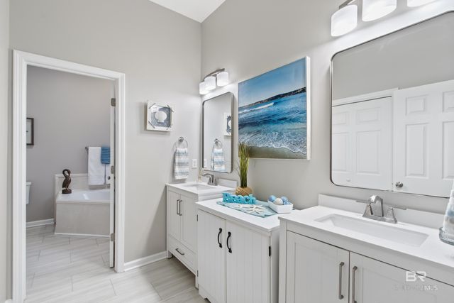 4 Yacht Club Drive 86, Daphne, AL 36526