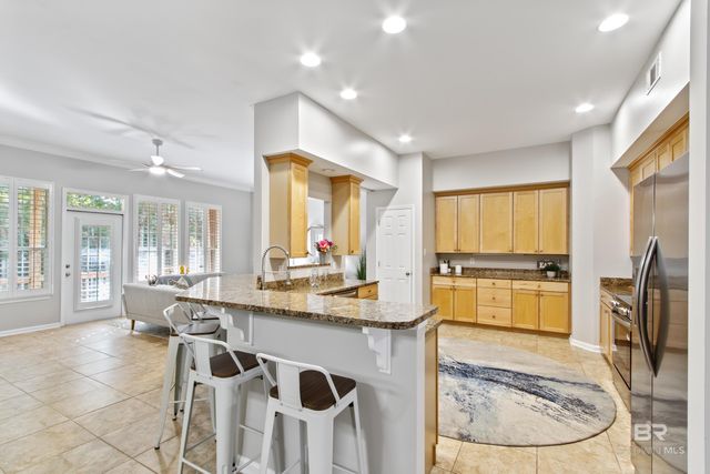 4 Yacht Club Drive 86, Daphne, AL 36526