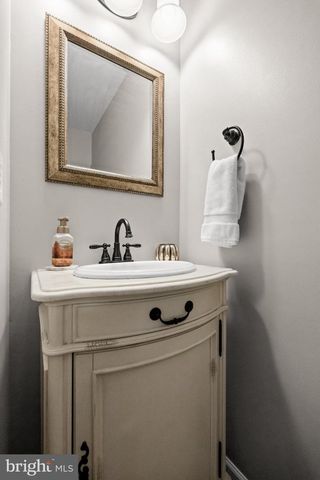 28 ELM CT, Glassboro, NJ 08028