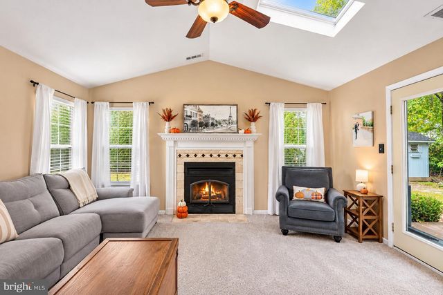 28 ELM CT, Glassboro, NJ 08028