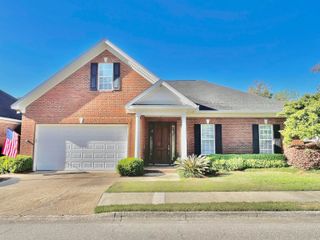 813 Greenbrier Lane, Tallahassee, FL 32308
