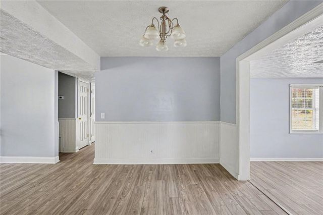 1236 Woodbridge Drive NE, Conyers, GA 30012