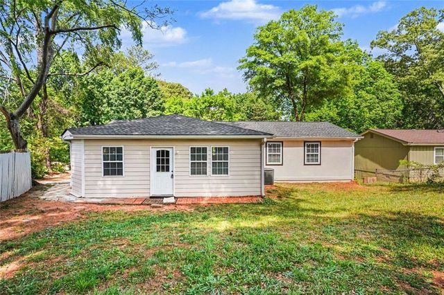 1236 Woodbridge Drive NE, Conyers, GA 30012