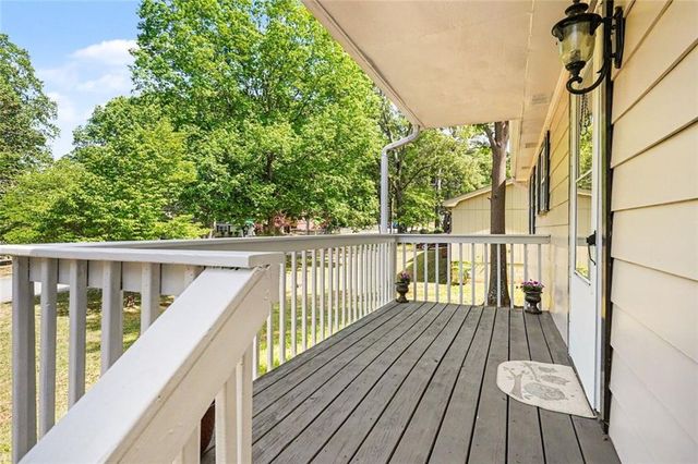 1236 Woodbridge Drive NE, Conyers, GA 30012