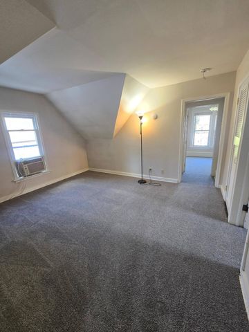 1010 20th Avenue NE 2, Minneapolis, MN 55418