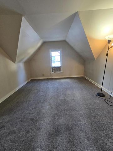 1010 20th Avenue NE 2, Minneapolis, MN 55418