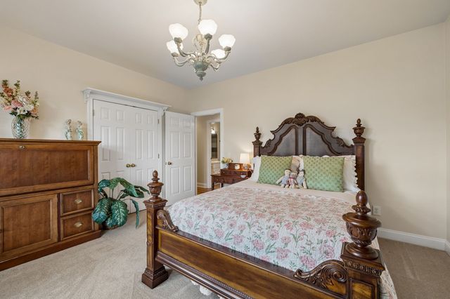 698 Goshen Rd, Lebanon, TN 37087