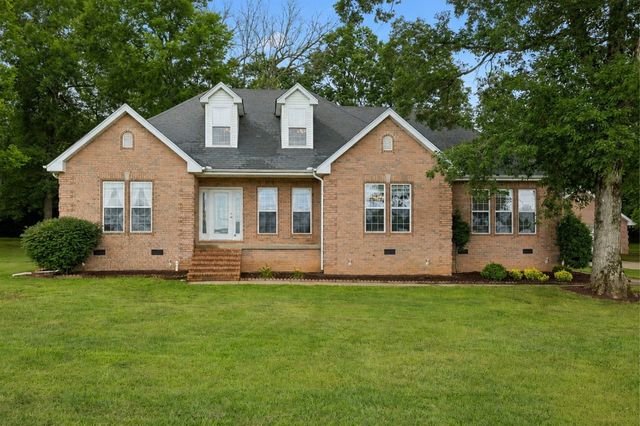 698 Goshen Rd, Lebanon, TN 37087