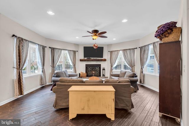 222 WELLS MILLS RD, Waretown, NJ 08758