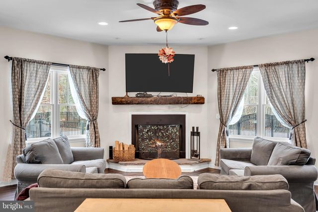 222 WELLS MILLS RD, Waretown, NJ 08758