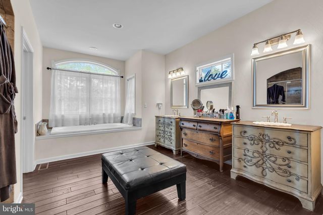 222 WELLS MILLS RD, Waretown, NJ 08758