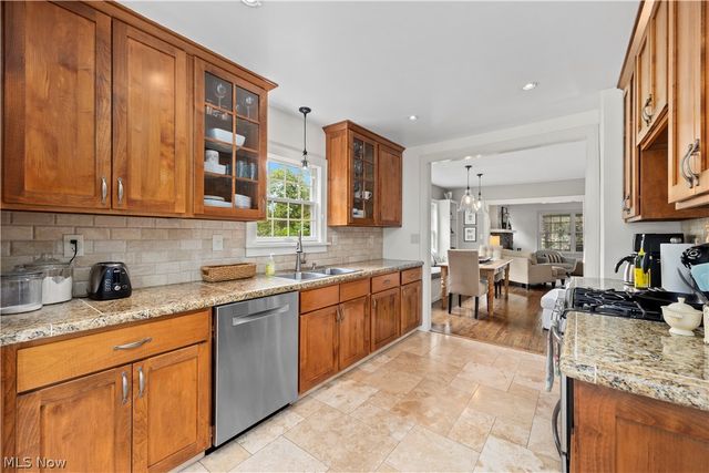 25947 Bagley Road, Olmsted Falls, OH 44138