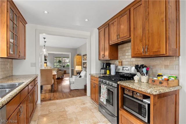25947 Bagley Road, Olmsted Falls, OH 44138