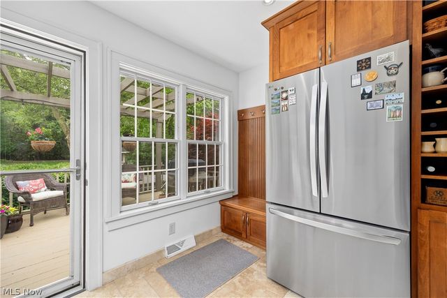 25947 Bagley Road, Olmsted Falls, OH 44138