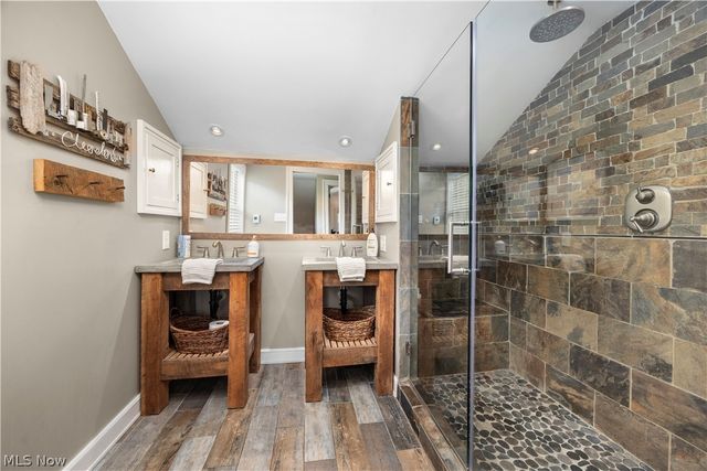 25947 Bagley Road, Olmsted Falls, OH 44138
